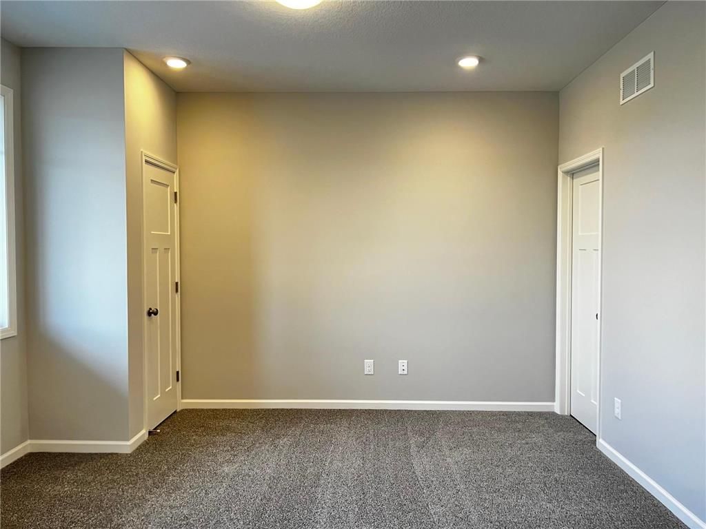 13851 Geneva Avenue N