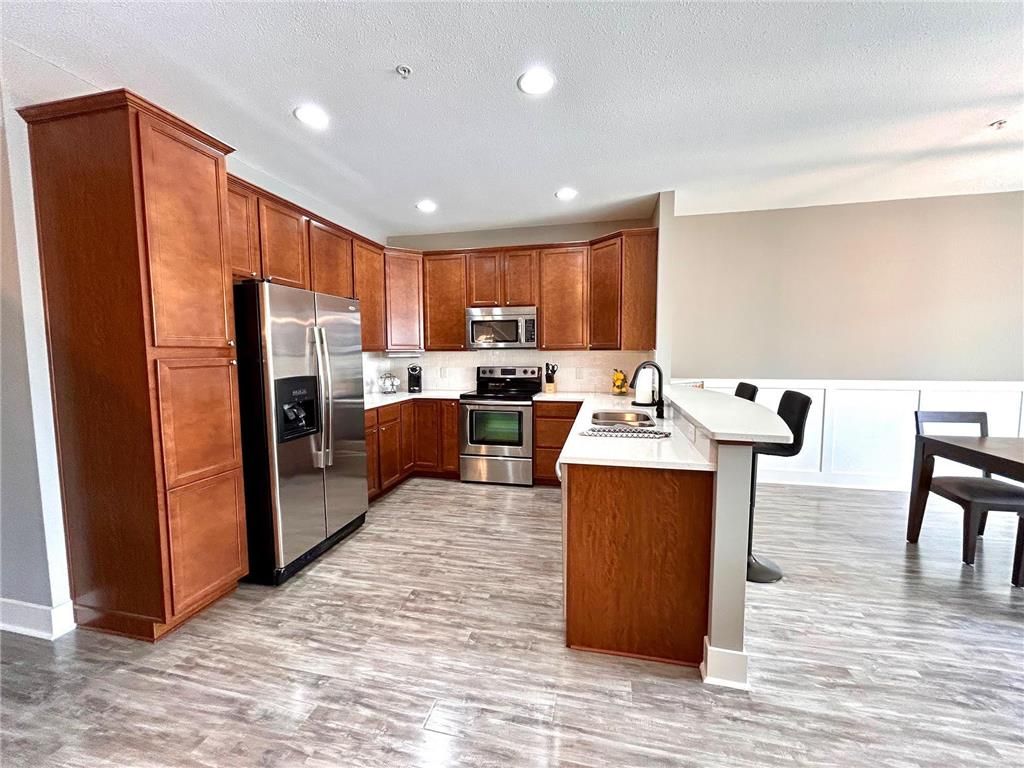 11866 Emery Village Drive N #3102