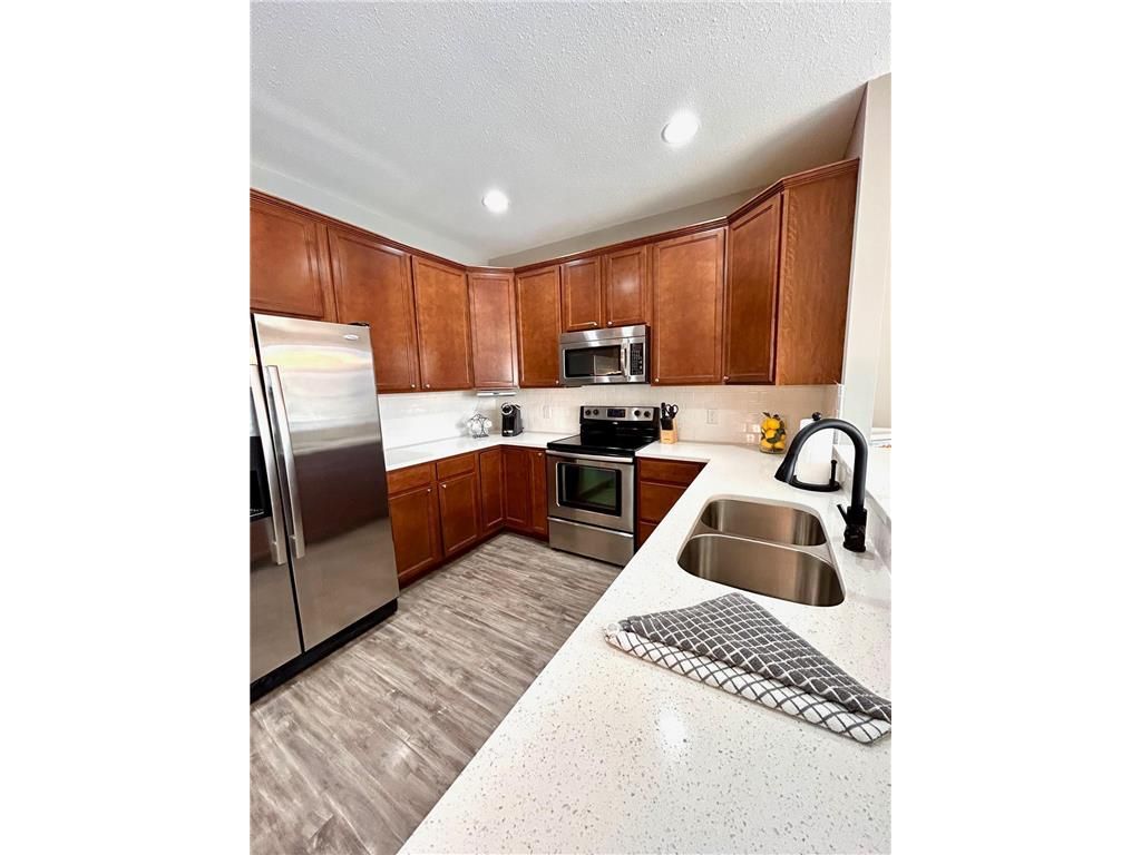 11866 Emery Village Drive N #3102