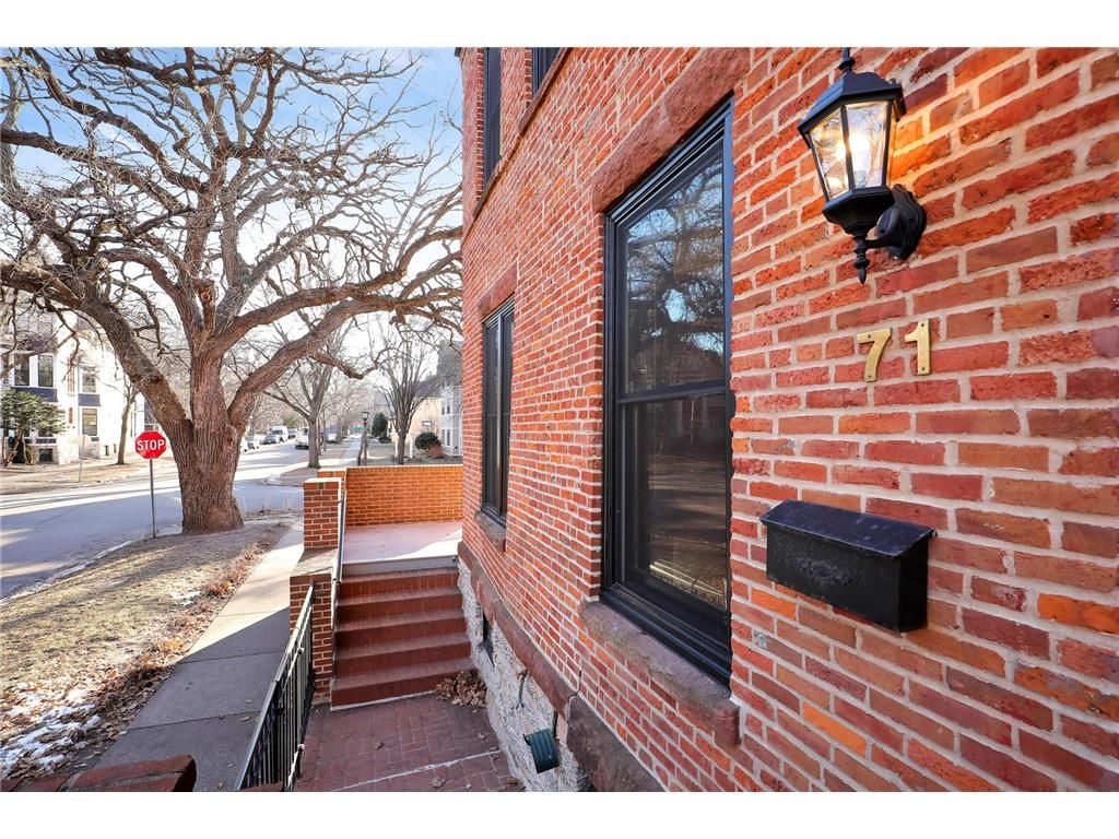 71 Mackubin Street