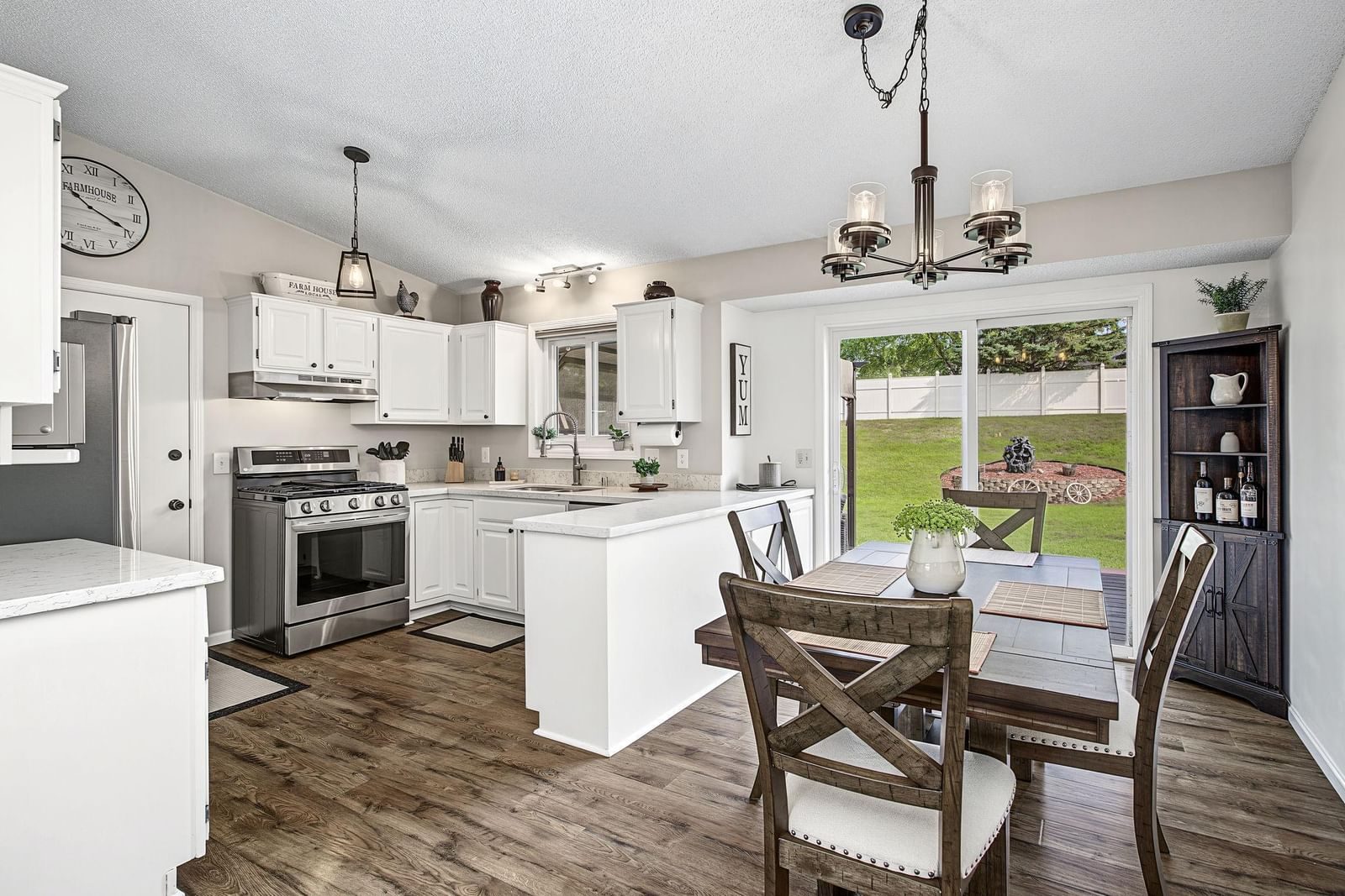 Property Photograph 13