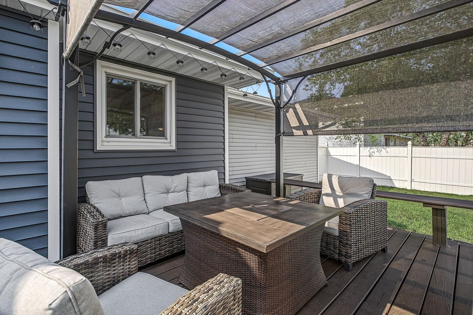 Property Photograph 30