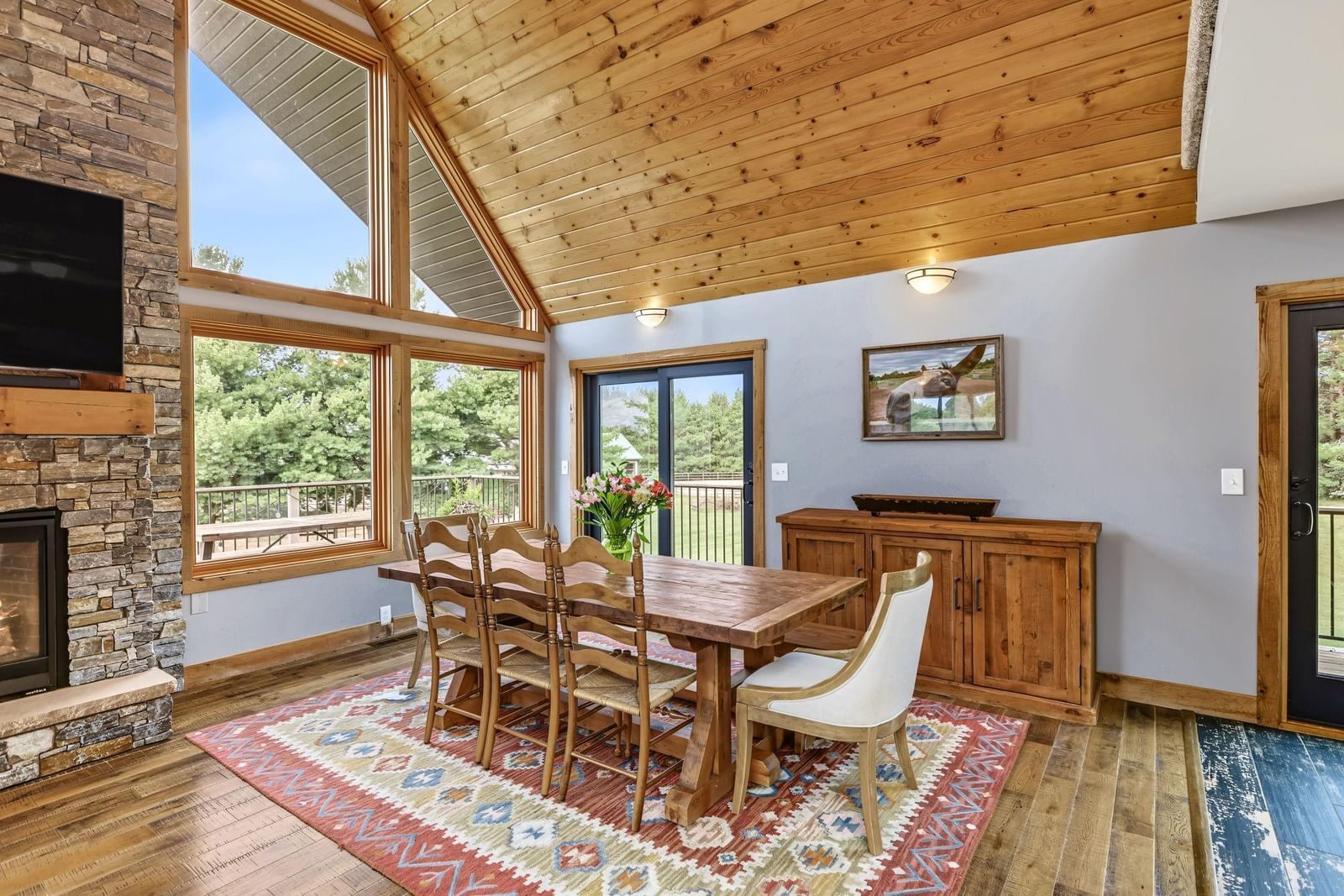 Property Photograph 13