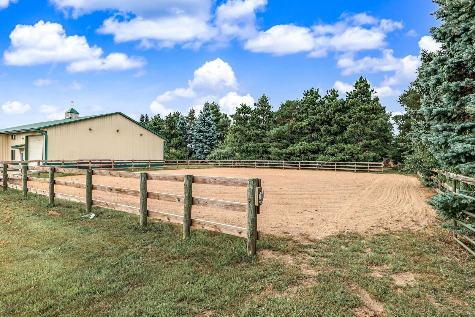 Property Photograph 54