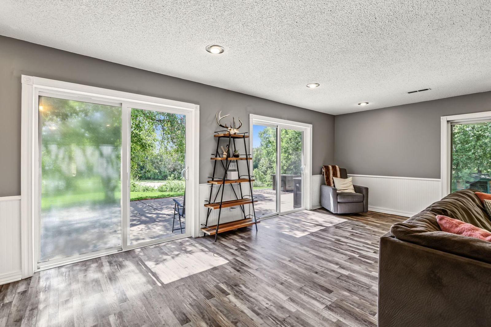 Property Photograph 8