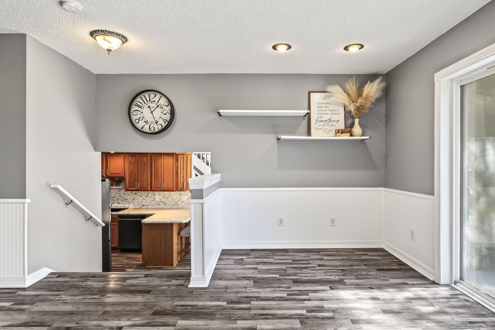 Property Photograph 10