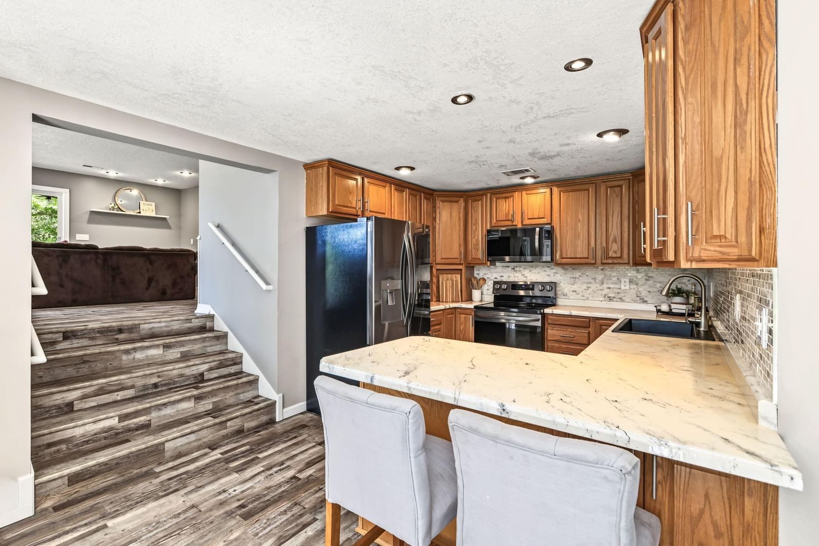 Property Photograph 11