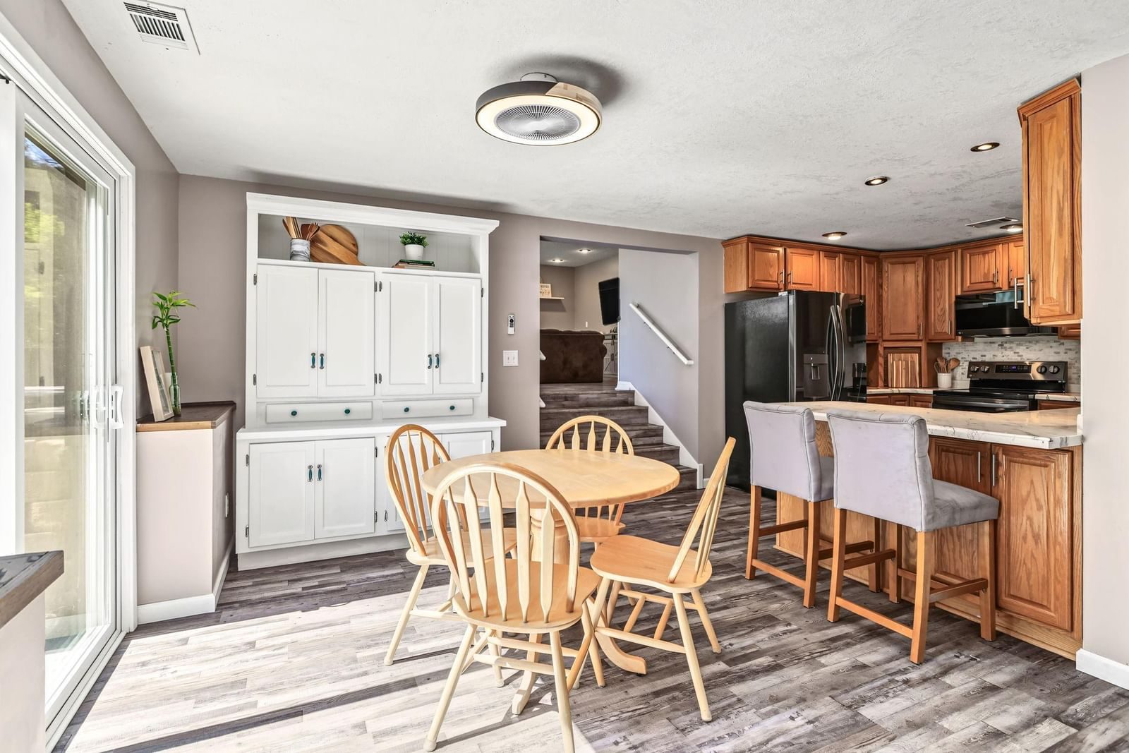 Property Photograph 16