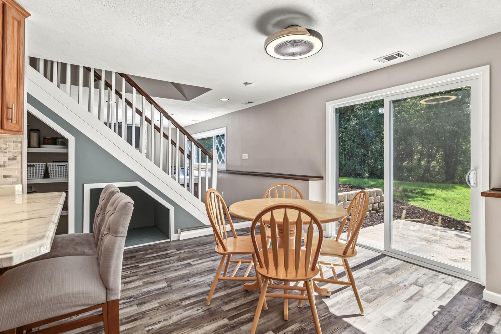 Property Photograph 17