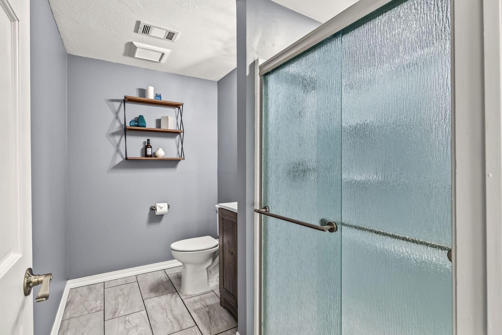 Property Photograph 21