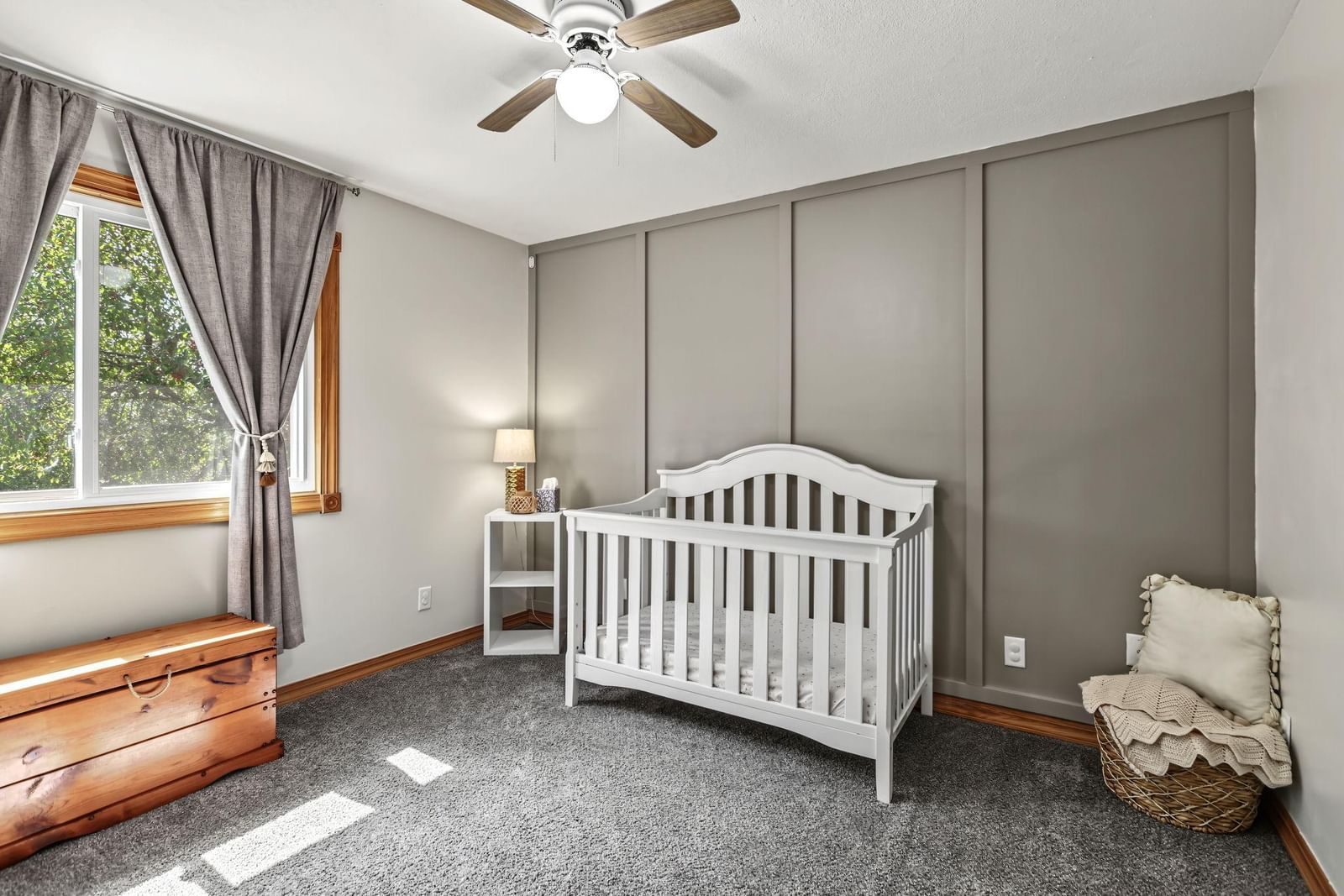 Property Photograph 27